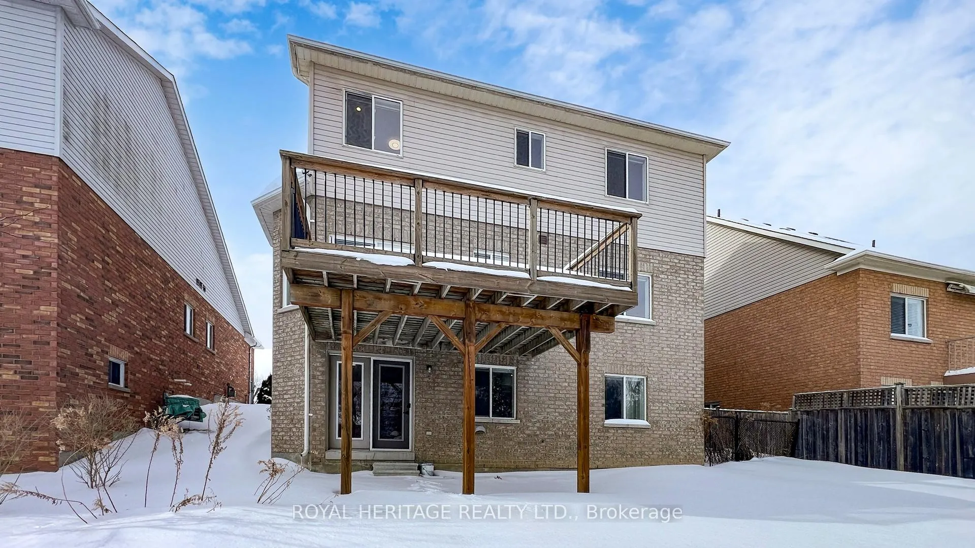 Photo 40 of 53 Meadow's End Crescent, Uxbridge — HOMEH