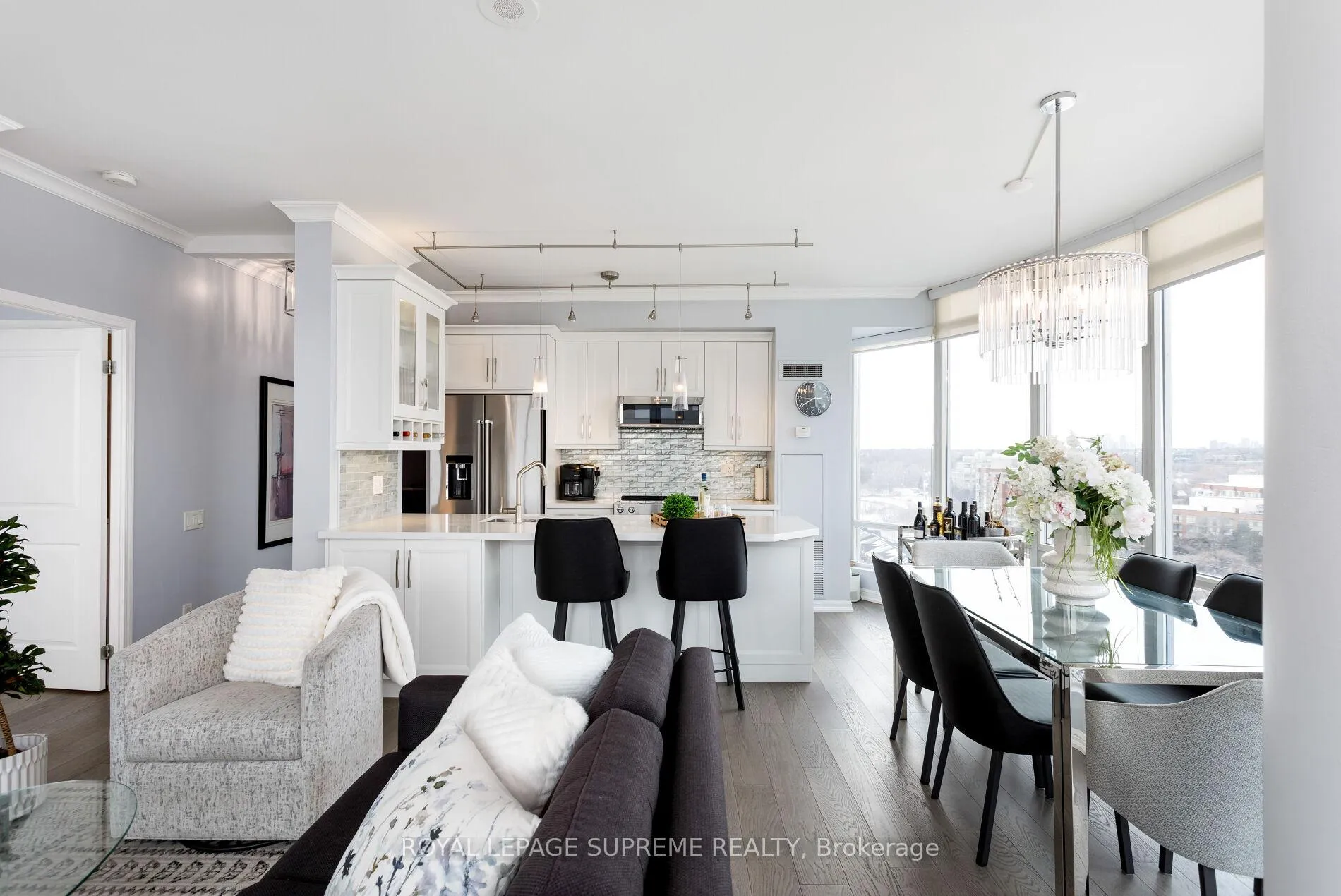 Front of Unit 1205, 15 Windermere Avenue