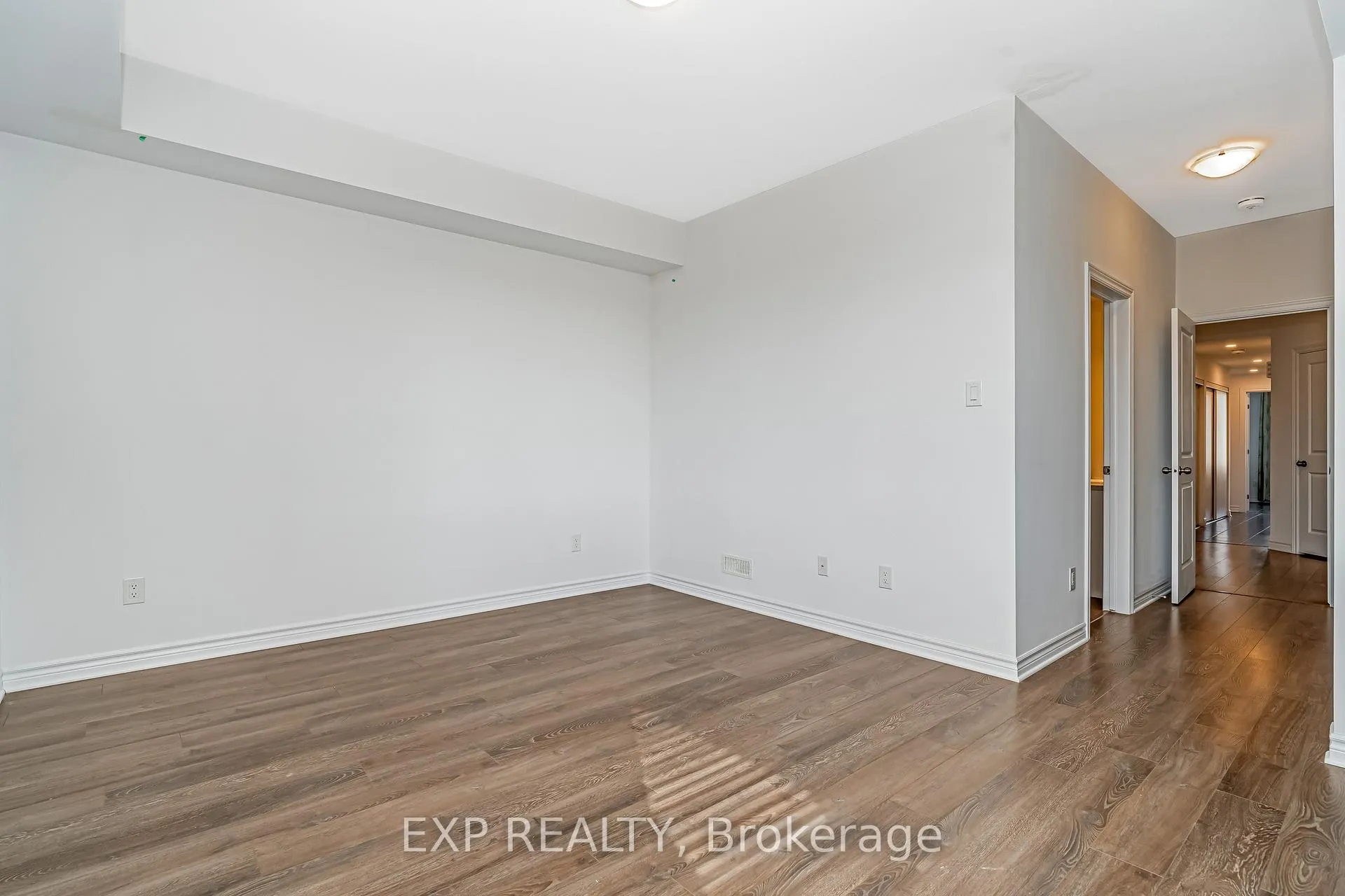 Photo 12 of 72 Dun Skipper Drive, Ottawa, Blossom Park/Kemp Park/Findlay Creek — HOMEH
