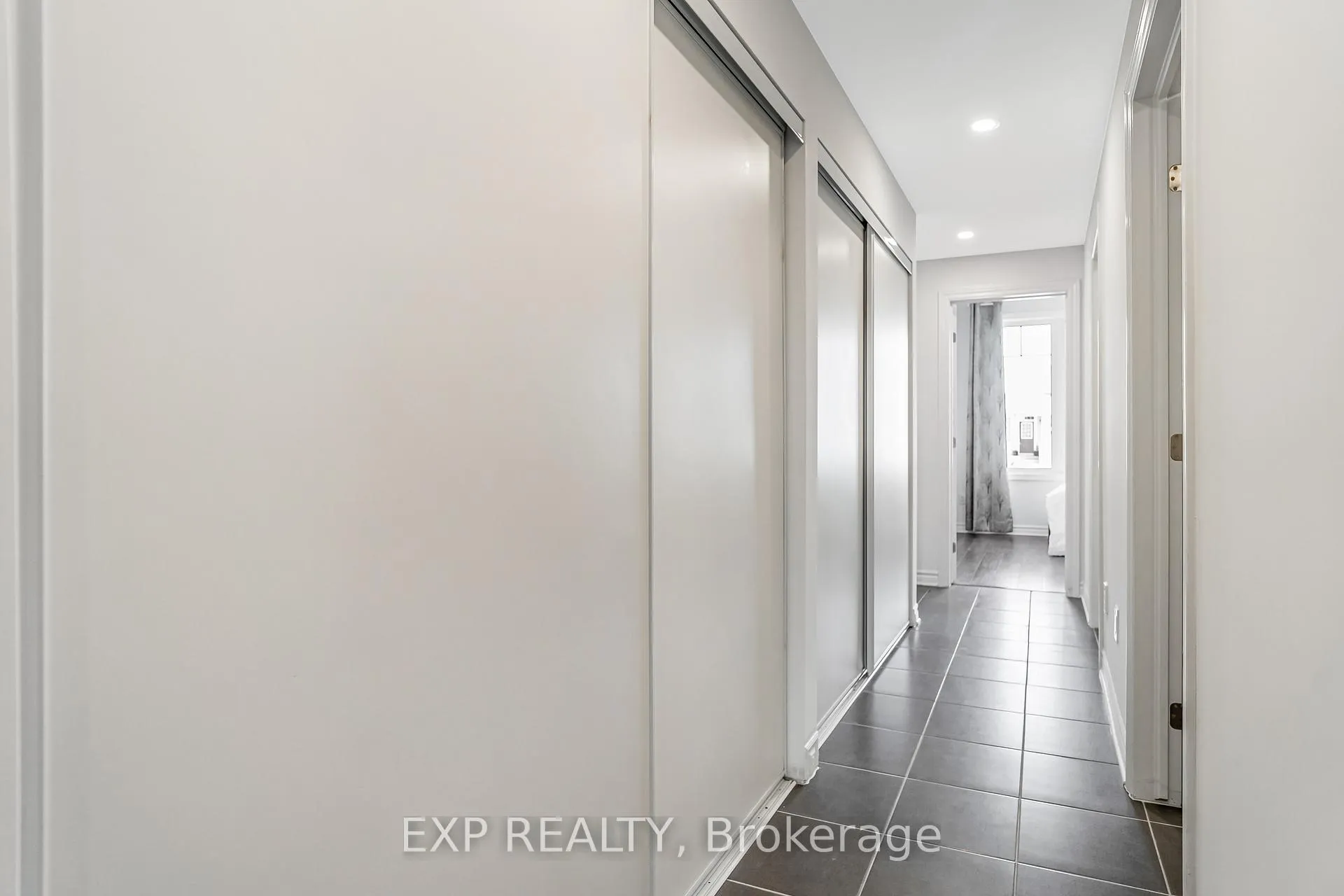 Photo 17 of 72 Dun Skipper Drive, Ottawa, Blossom Park/Kemp Park/Findlay Creek — HOMEH