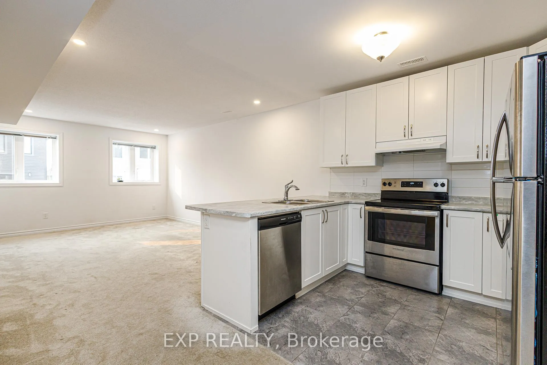 Photo 25 of 72 Dun Skipper Drive, Ottawa, Blossom Park/Kemp Park/Findlay Creek — HOMEH