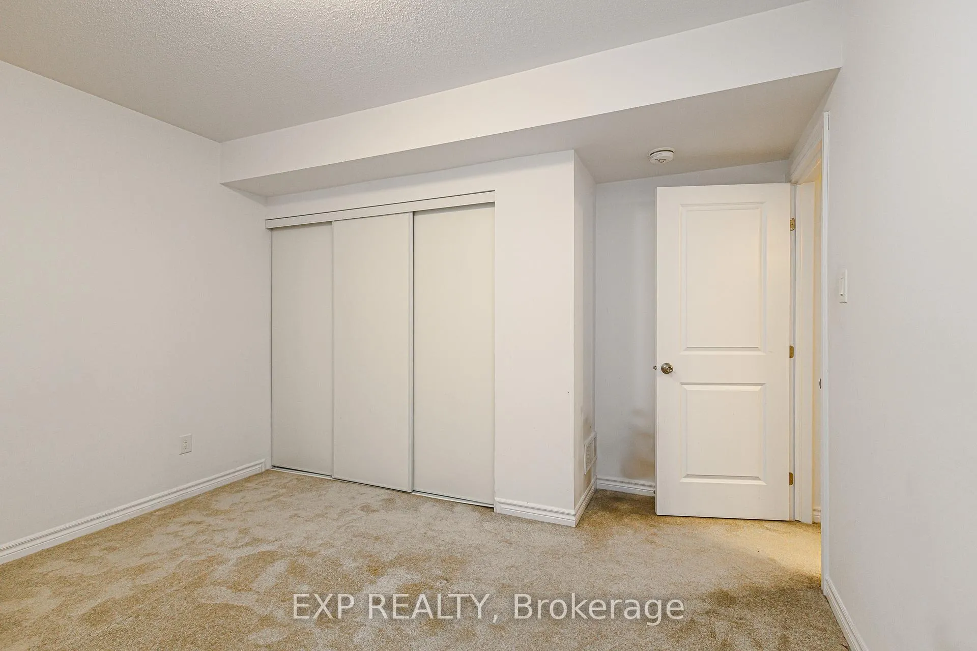 Photo 31 of 72 Dun Skipper Drive, Ottawa, Blossom Park/Kemp Park/Findlay Creek — HOMEH