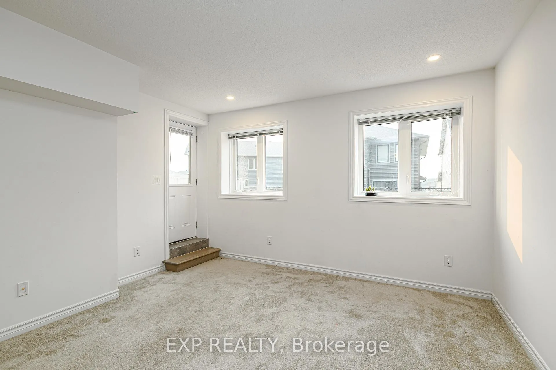 Photo 32 of 72 Dun Skipper Drive, Ottawa, Blossom Park/Kemp Park/Findlay Creek — HOMEH