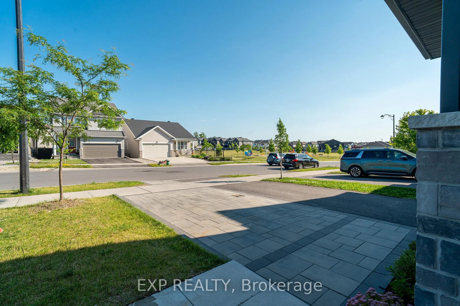 Photo 41 of 72 Dun Skipper Drive, Ottawa, Blossom Park/Kemp Park/Findlay Creek — HOMEH