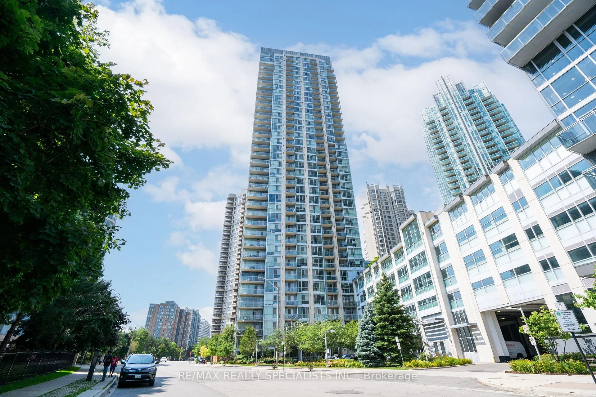 Photo 1 of Unit 309, 225 Webb Drive, Mississauga, City Centre — HOMEH