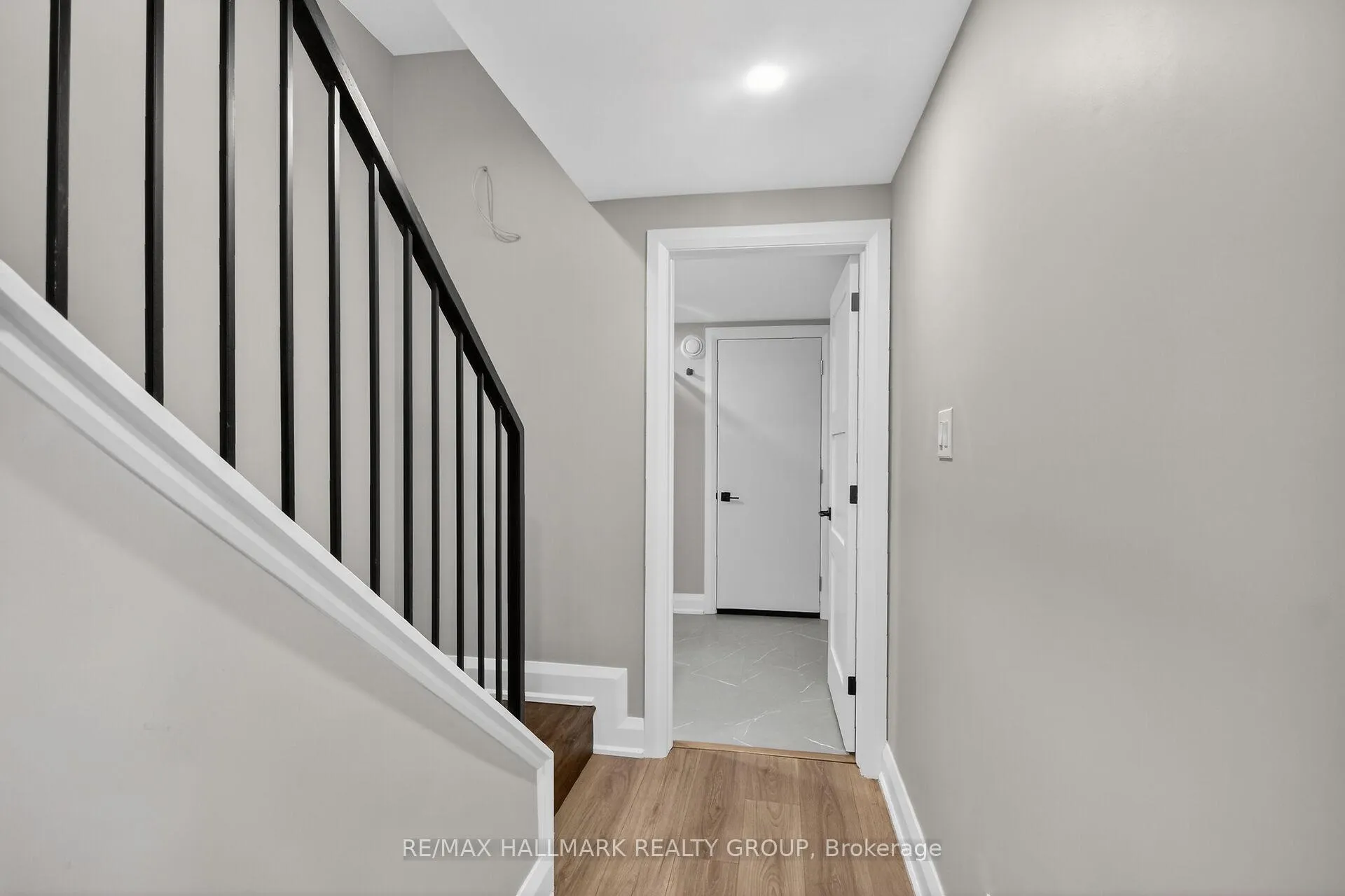 Photo 4 of Unit B - Basement Unit, 78 Burnett's Grove Circle, Ottawa, Barrhaven - Pheasant Run — HOMEH