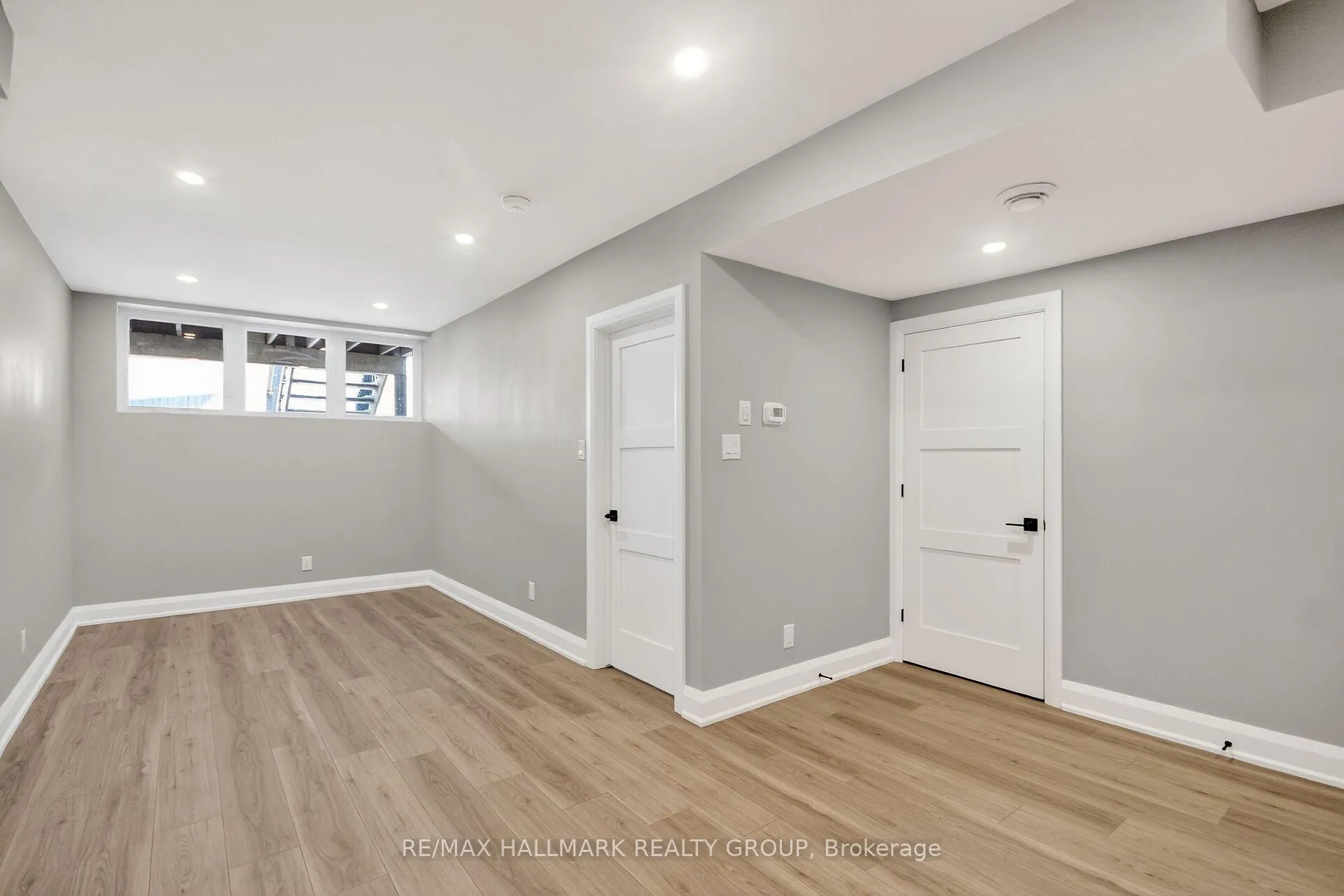 Photo 6 of Unit B - Basement Unit, 78 Burnett's Grove Circle, Ottawa, Barrhaven - Pheasant Run — HOMEH