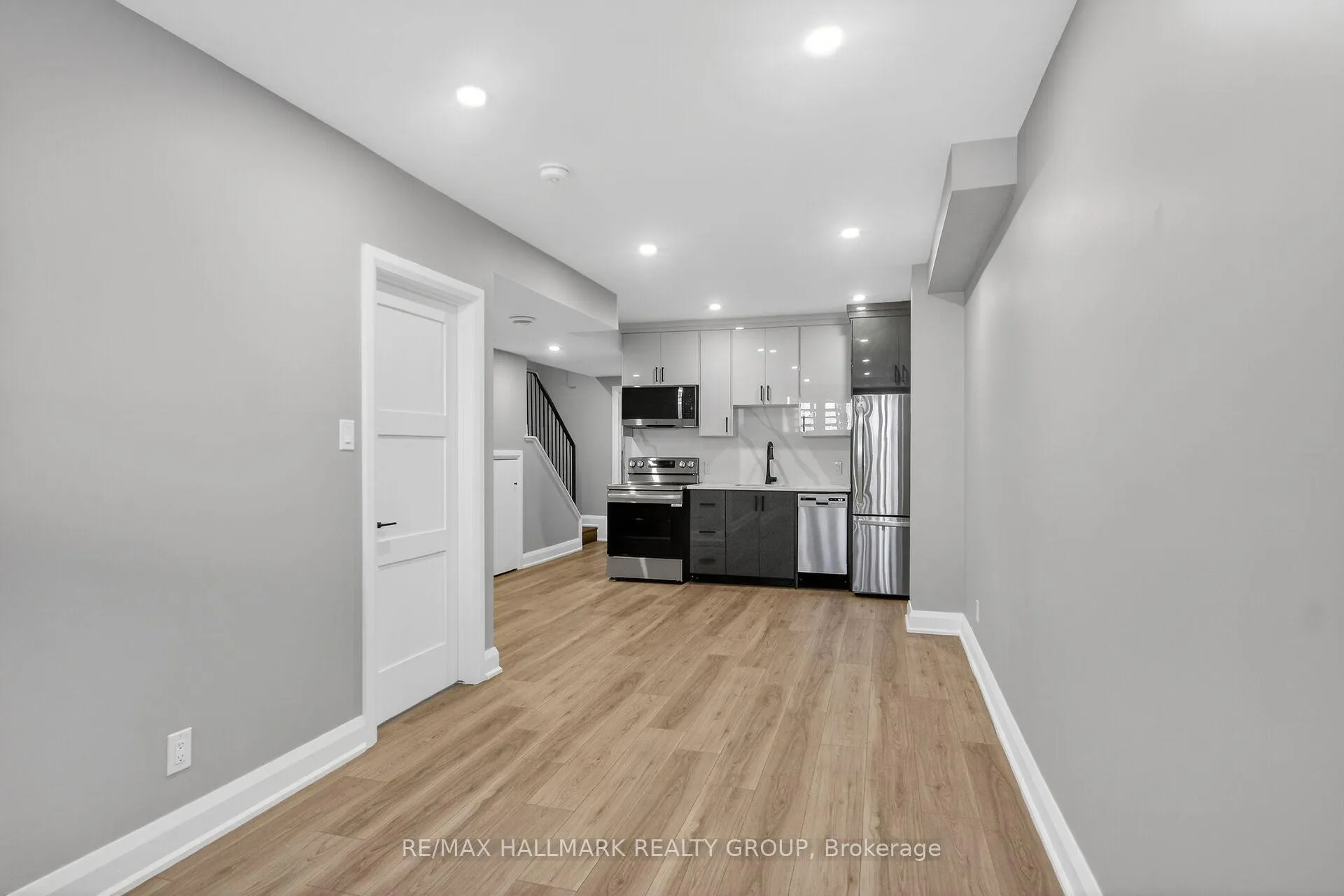 Photo 12 of Unit B - Basement Unit, 78 Burnett's Grove Circle, Ottawa, Barrhaven - Pheasant Run — HOMEH
