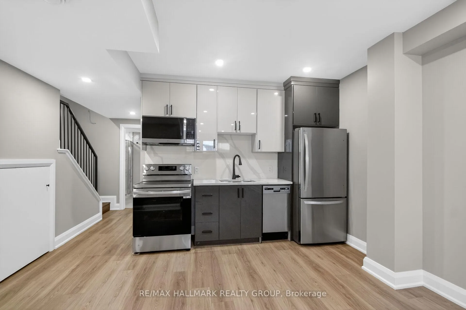 Photo 15 of Unit B - Basement Unit, 78 Burnett's Grove Circle, Ottawa, Barrhaven - Pheasant Run — HOMEH