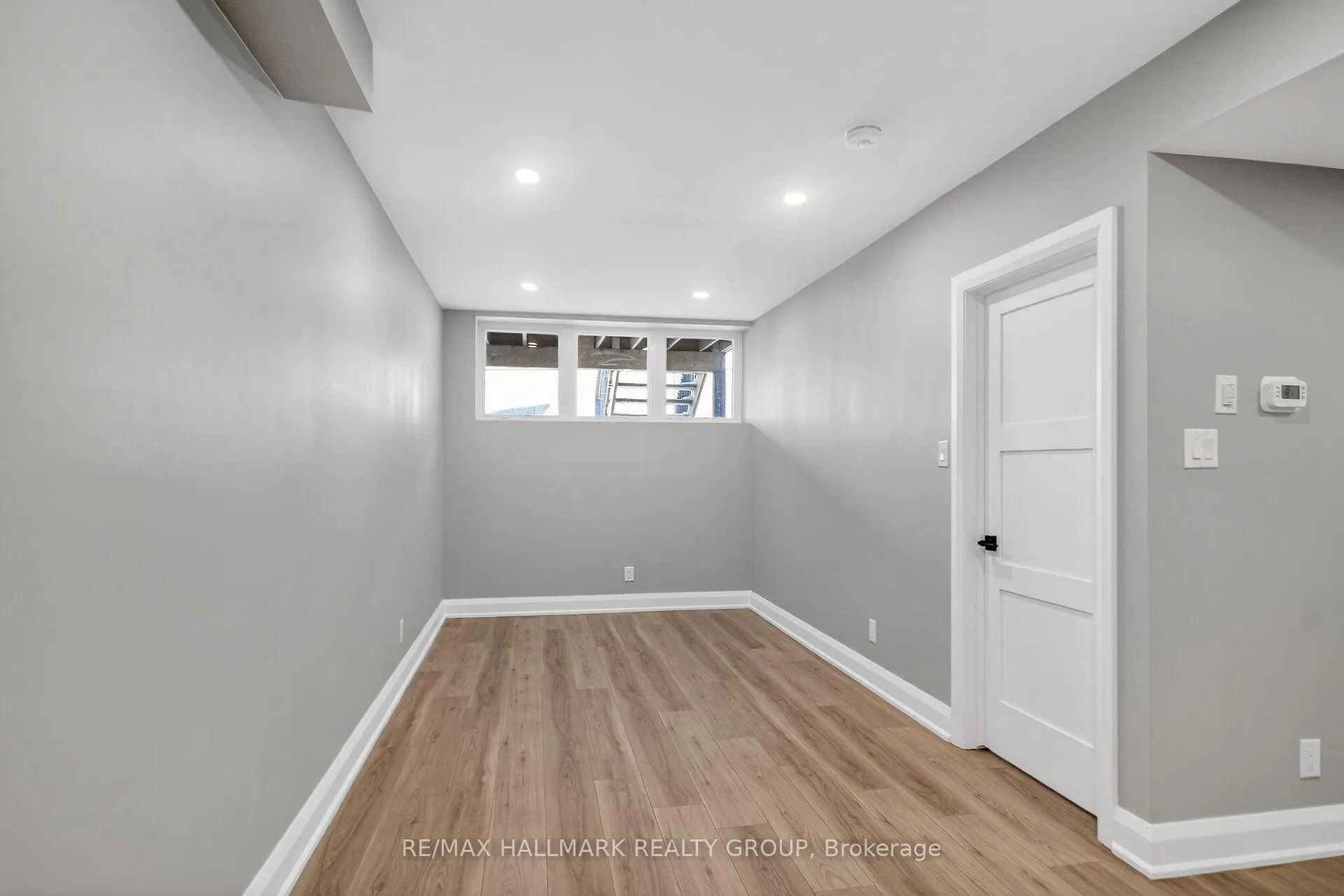 Photo 17 of Unit B - Basement Unit, 78 Burnett's Grove Circle, Ottawa, Barrhaven - Pheasant Run — HOMEH