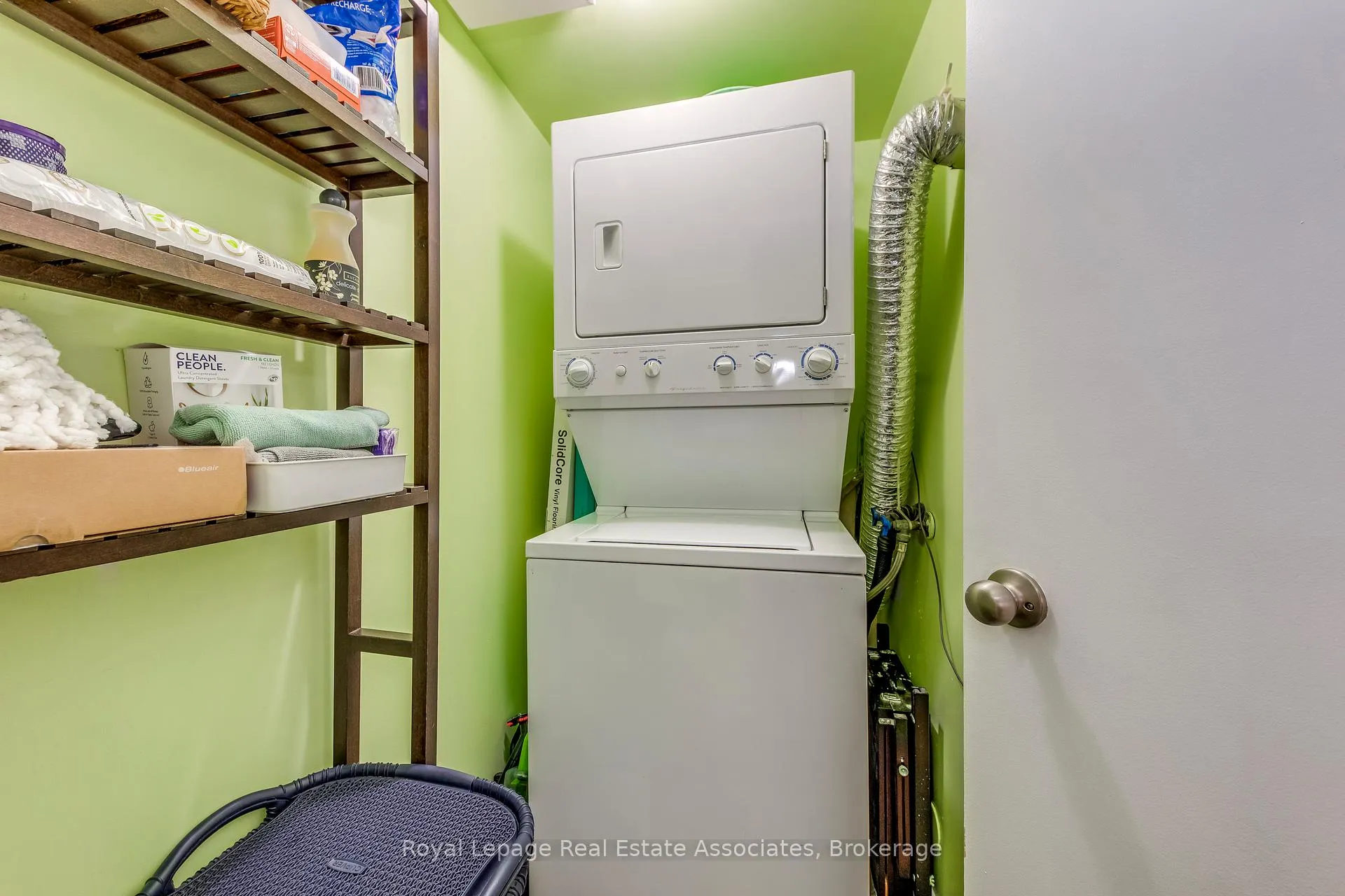 Photo 18 of Unit 901, 155 Hillcrest Avenue, Mississauga, Cooksville — HOMEH