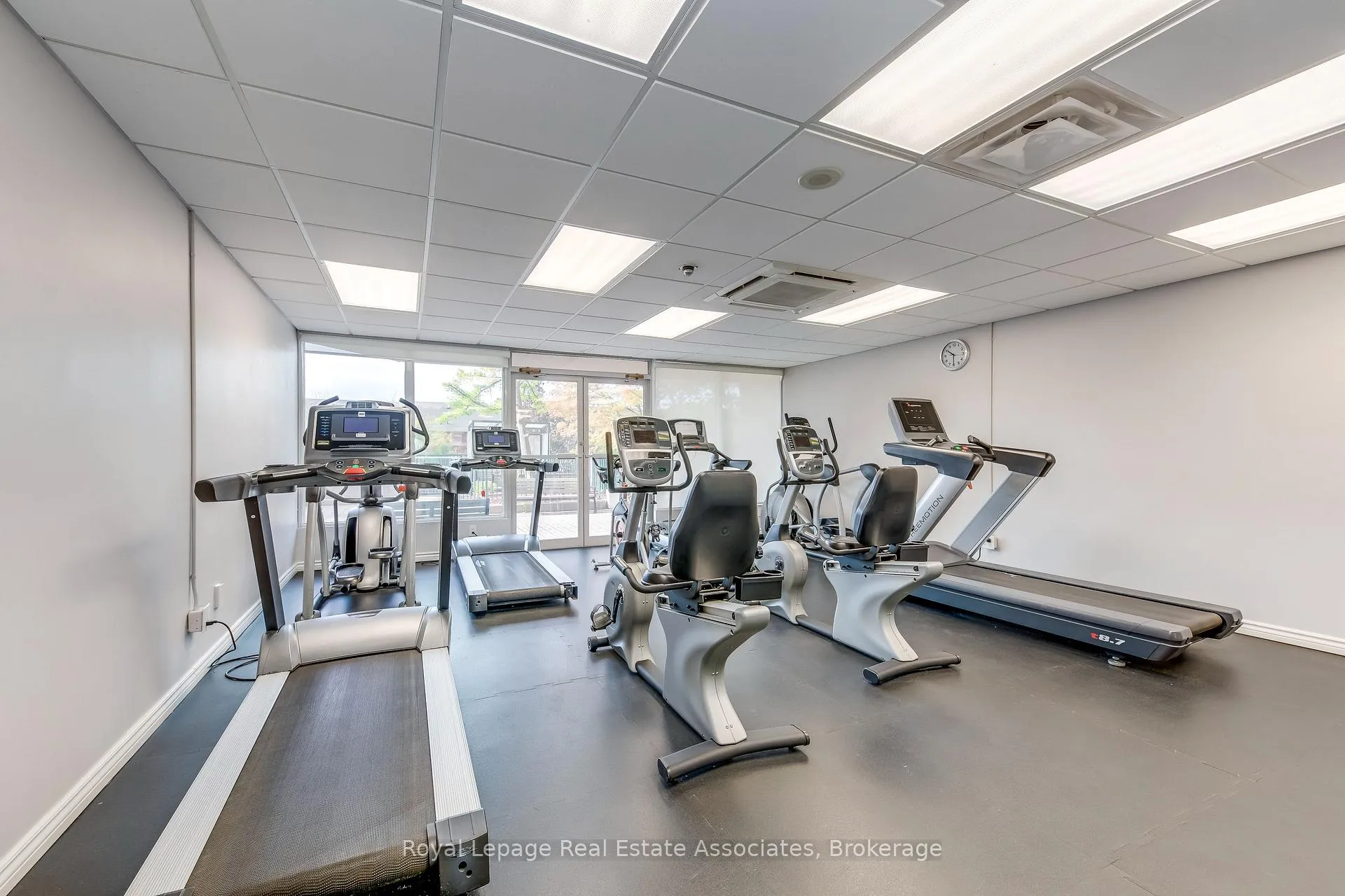 Photo 21 of Unit 901, 155 Hillcrest Avenue, Mississauga, Cooksville — HOMEH