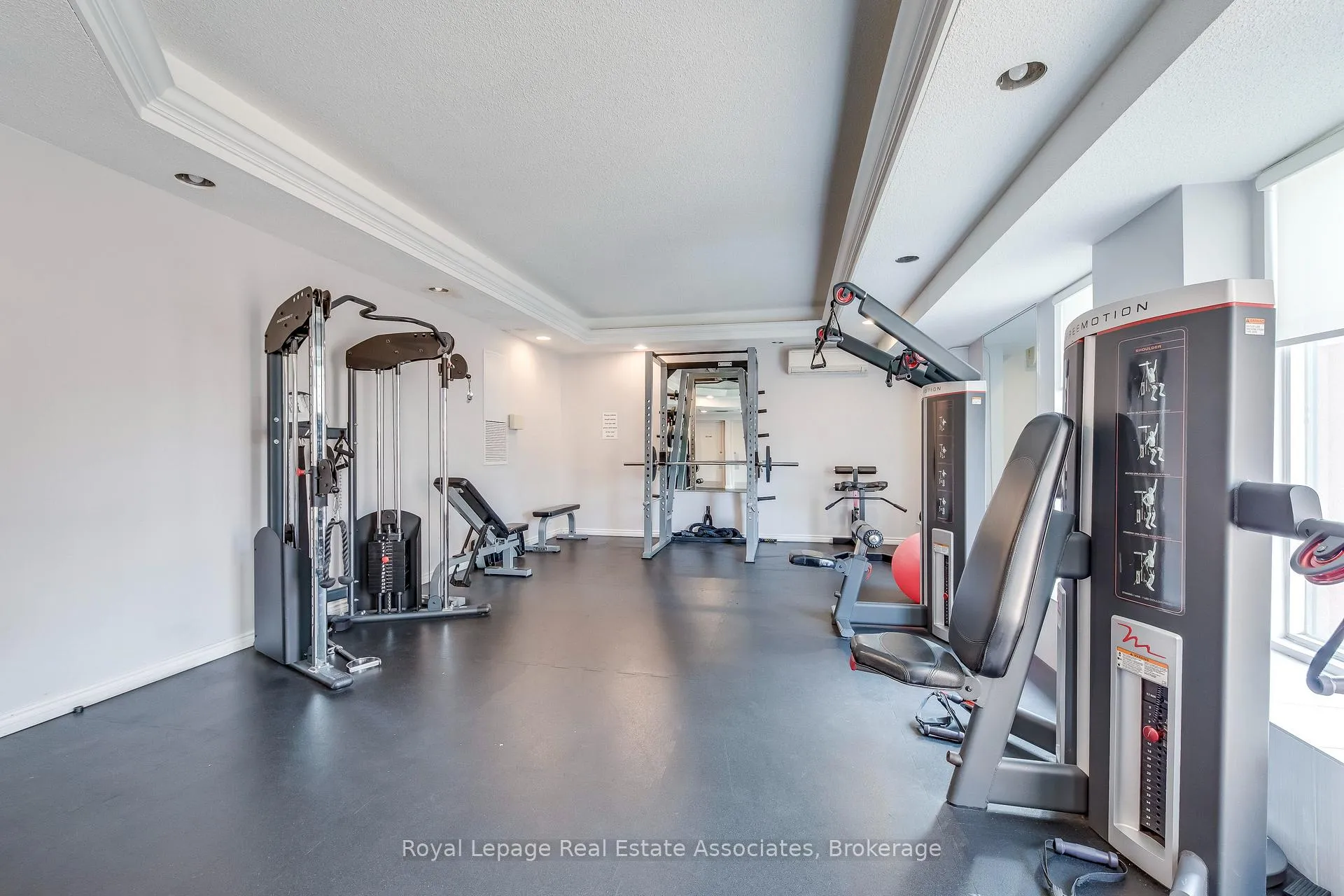 Photo 22 of Unit 901, 155 Hillcrest Avenue, Mississauga, Cooksville — HOMEH