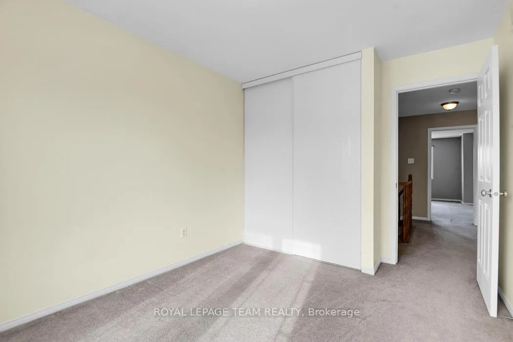 Photo 25 of 2047 Dunollie Crescent, Ottawa, Kanata - Morgan's Grant/South March — HOMEH