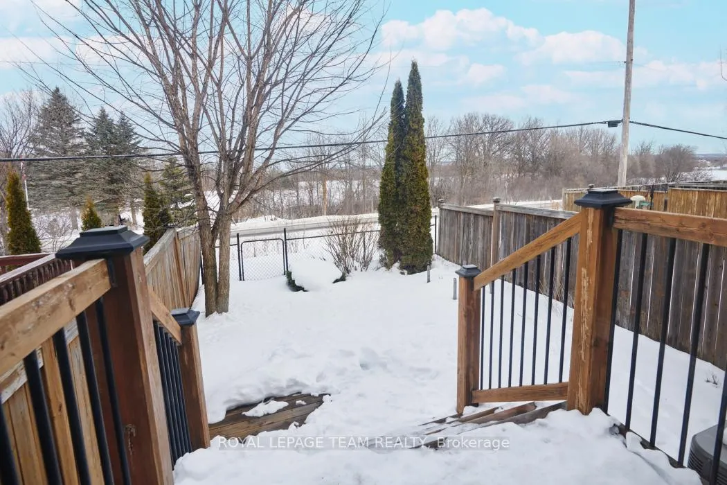 Photo 33 of 2047 Dunollie Crescent, Ottawa, Kanata - Morgan's Grant/South March — HOMEH