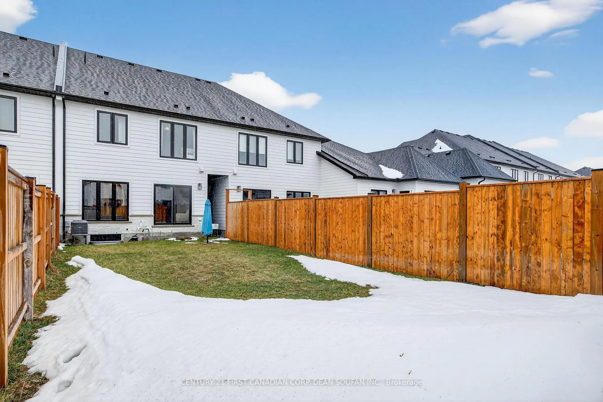 Photo 35 of 111 Winlow Way, Middlesex Centre, Rural Middlesex Centre — HOMEH
