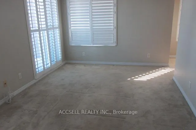 Photo 7 of Unit 304, 35 Via Rosedale, Brampton, Sandringham-Wellington — HOMEH