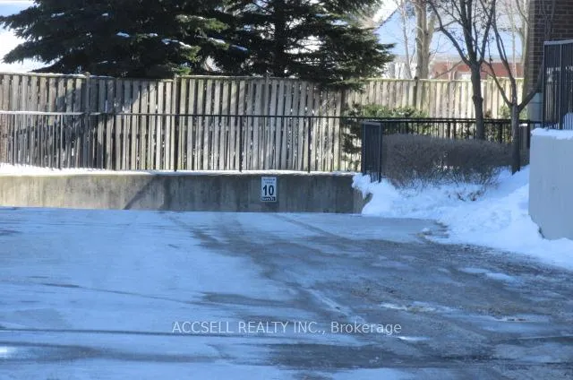 Photo 18 of Unit 304, 35 Via Rosedale, Brampton, Sandringham-Wellington — HOMEH
