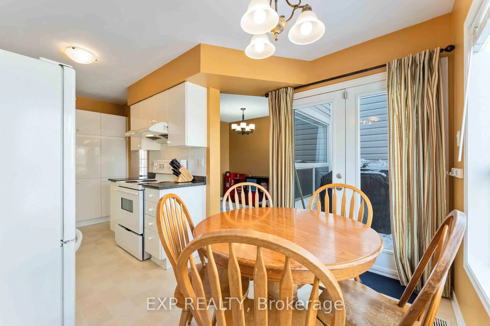 Photo 10 of 5 Mullcraft Crescent, Ottawa, Barrhaven - Longfields — HOMEH
