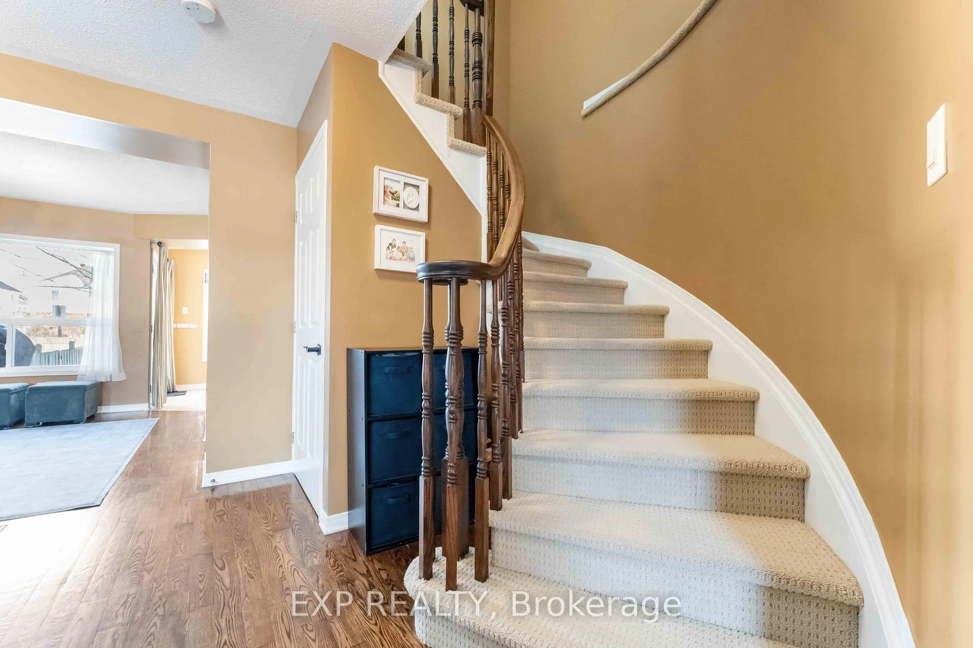 Photo 12 of 5 Mullcraft Crescent, Ottawa, Barrhaven - Longfields — HOMEH