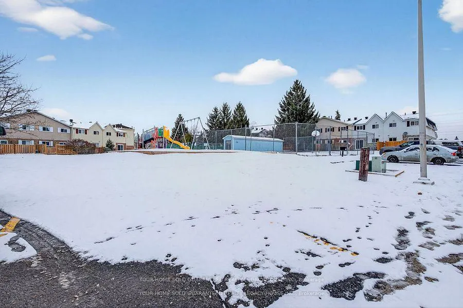 Photo 24 of Unit 39, 780 Datzell Lane, Kingston, South of Taylor-Kidd Blvd — HOMEH