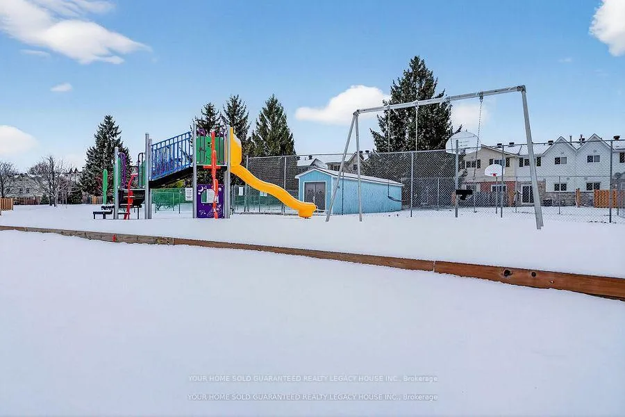 Photo 25 of Unit 39, 780 Datzell Lane, Kingston, South of Taylor-Kidd Blvd — HOMEH