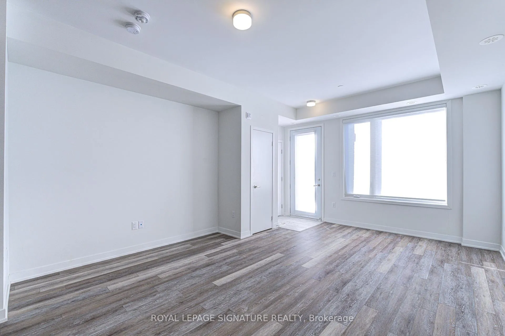 Photo 8 of Unit 4, 3429 Ridgeway Drive, Mississauga, Erin Mills — HOMEH