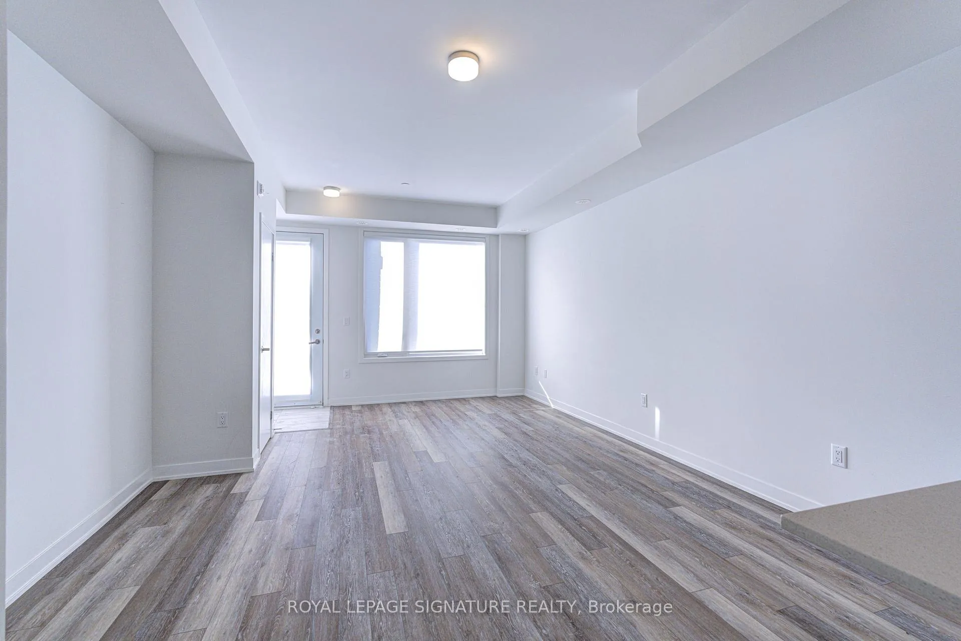 Photo 10 of Unit 4, 3429 Ridgeway Drive, Mississauga, Erin Mills — HOMEH