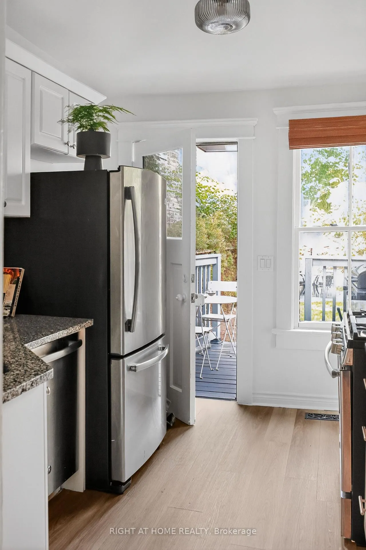 Photo 19 of 796 Kingston Road, Toronto, East End-Danforth — HOMEH