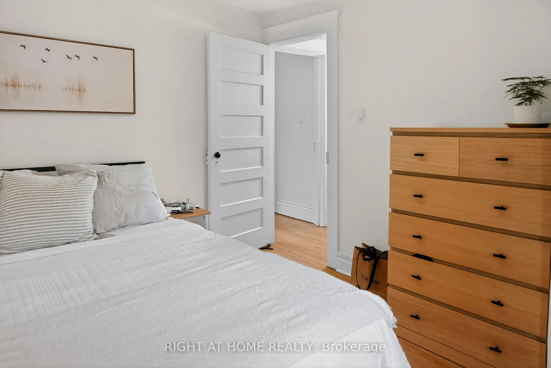 Photo 43 of 796 Kingston Road, Toronto, East End-Danforth — HOMEH