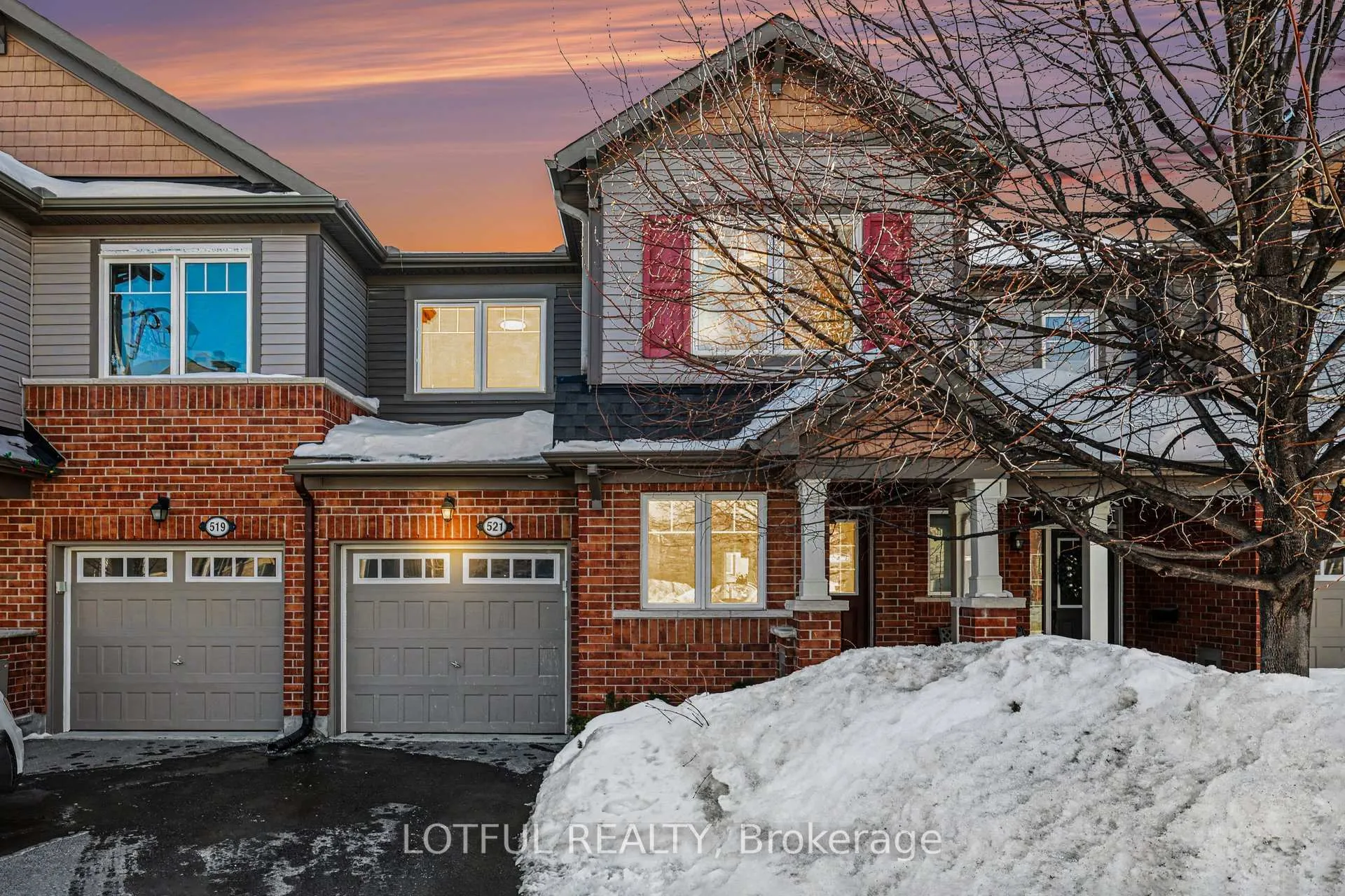Photo 1 of 521 Foxlight Circle, Ottawa, Kanata - Emerald Meadows/Trailwest — HOMEH