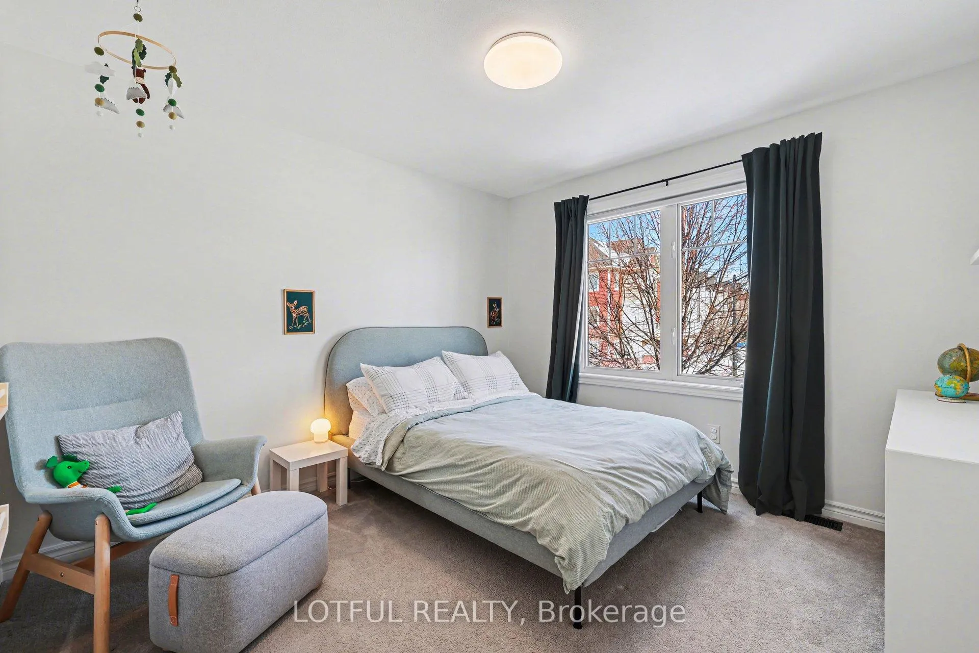 Photo 25 of 521 Foxlight Circle, Ottawa, Kanata - Emerald Meadows/Trailwest — HOMEH
