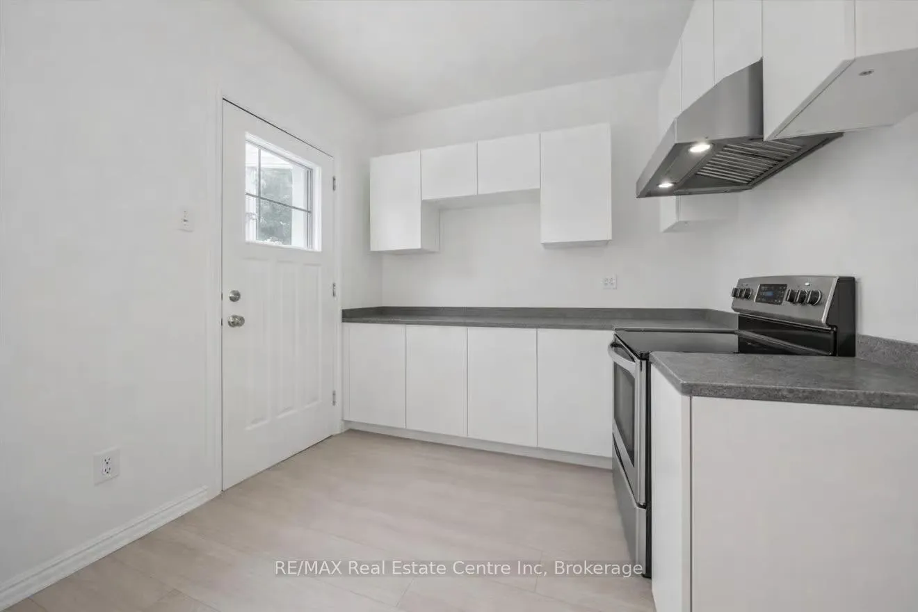 Photo 2 of 136 Paisley Street, Guelph, Downtown — HOMEH
