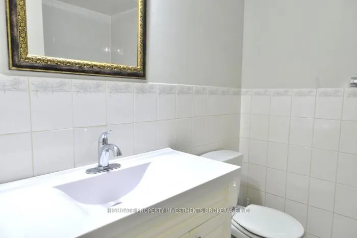 Photo 11 of Unit Upper, 19 Avondale Boulevard, Brampton, Avondale — HOMEH