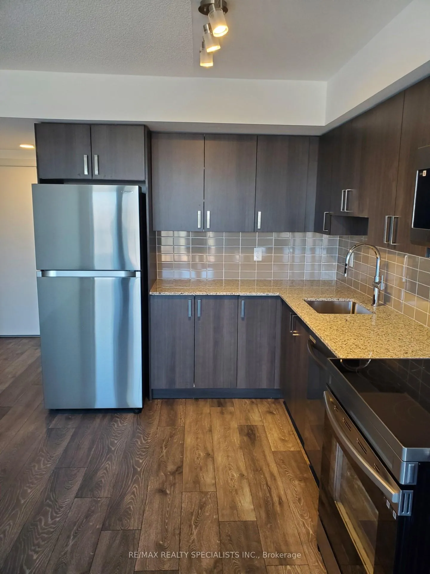 Photo 3 of Unit 1310, 1455 Celebration Drive, Pickering, Bay Ridges — HOMEH