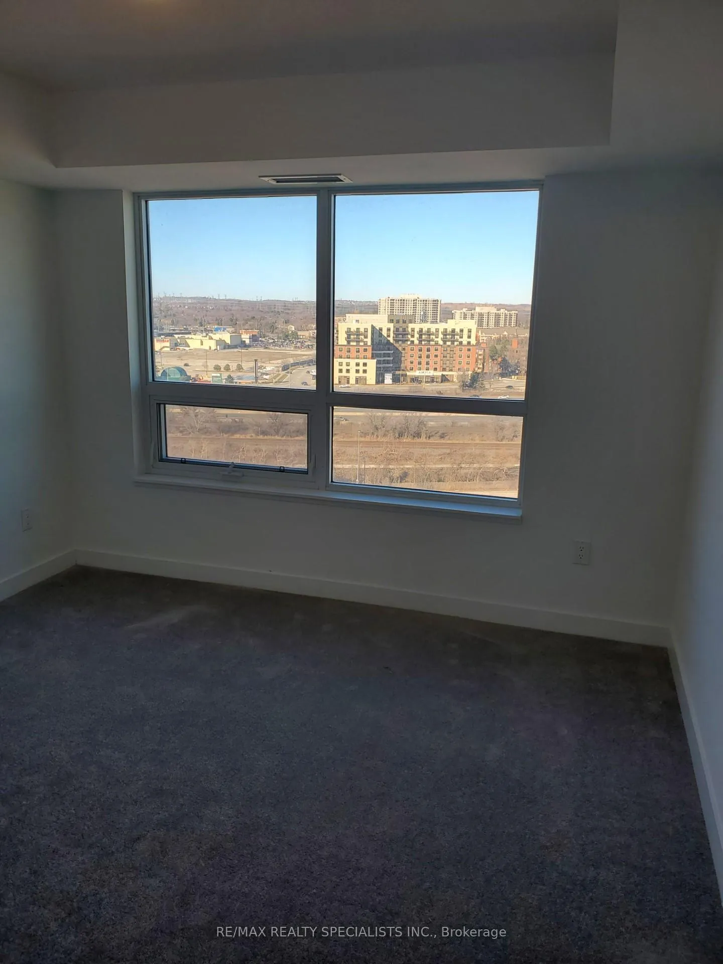Photo 8 of Unit 1310, 1455 Celebration Drive, Pickering, Bay Ridges — HOMEH