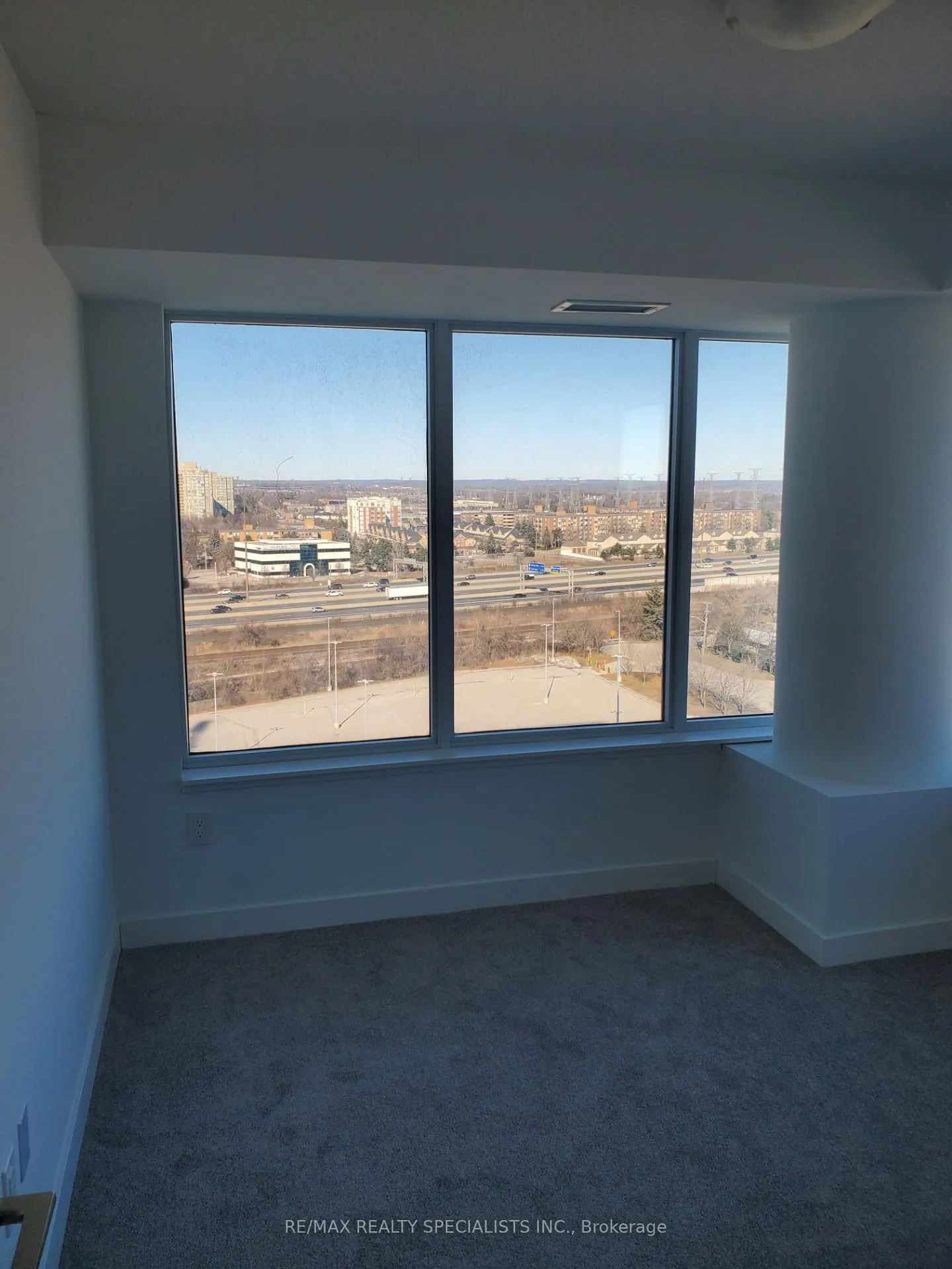 Photo 10 of Unit 1310, 1455 Celebration Drive, Pickering, Bay Ridges — HOMEH