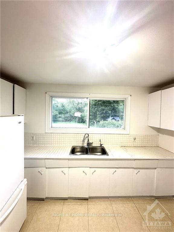 Photo 9 of 5437 Bank Street, Ottawa, Leitrim — HOMEH