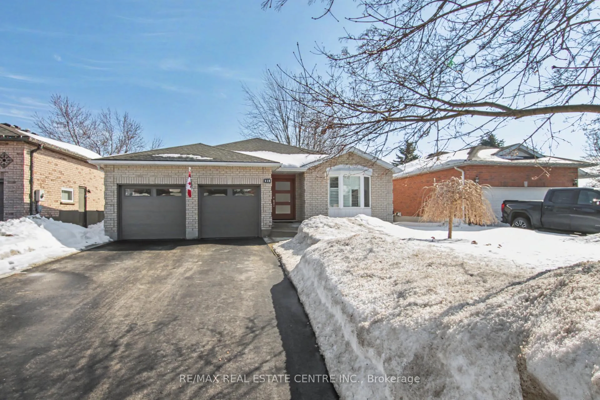 Photo 2 of 115 Bernardi Crescent, Guelph/Eramosa, Rockwood — HOMEH