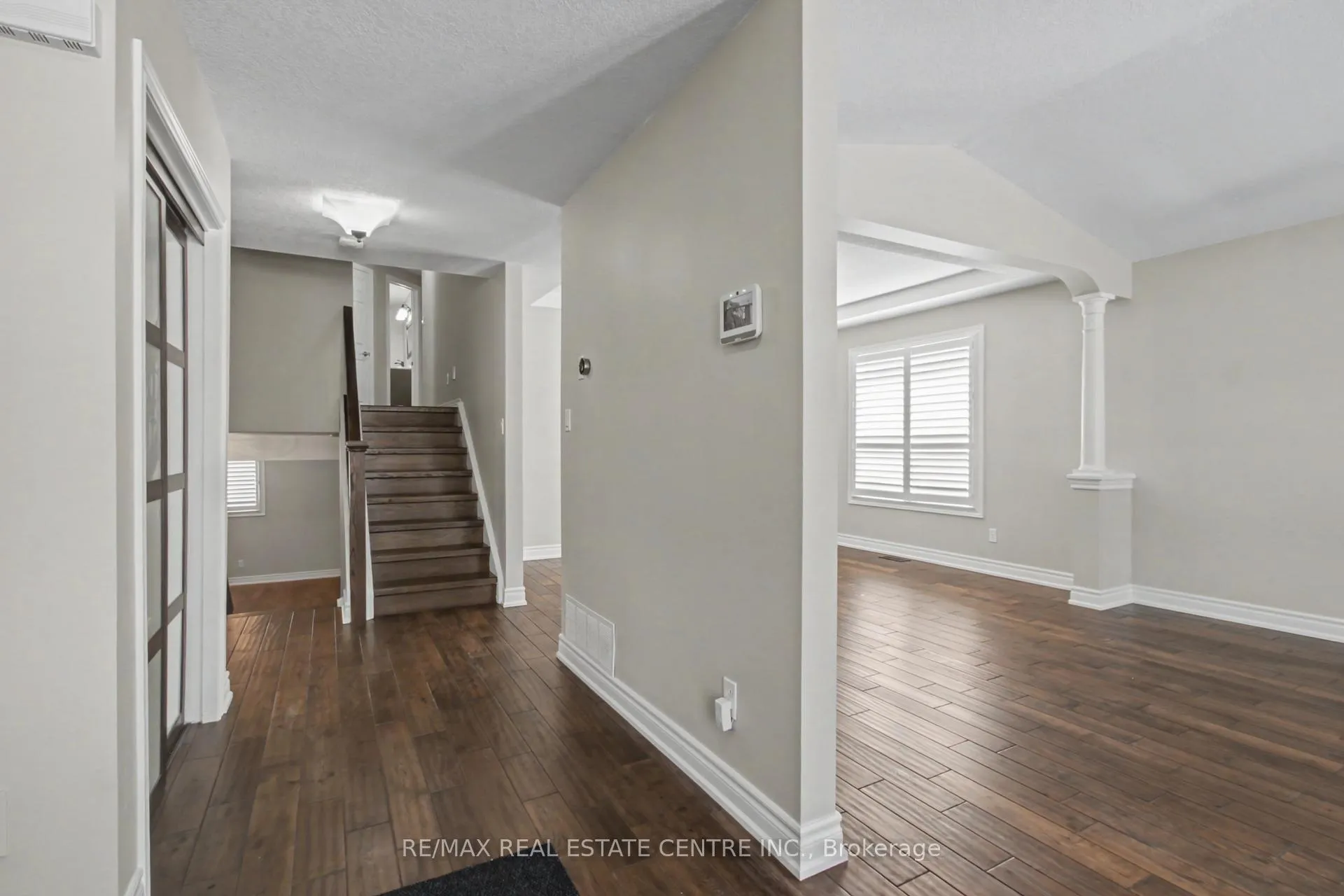 Photo 8 of 115 Bernardi Crescent, Guelph/Eramosa, Rockwood — HOMEH