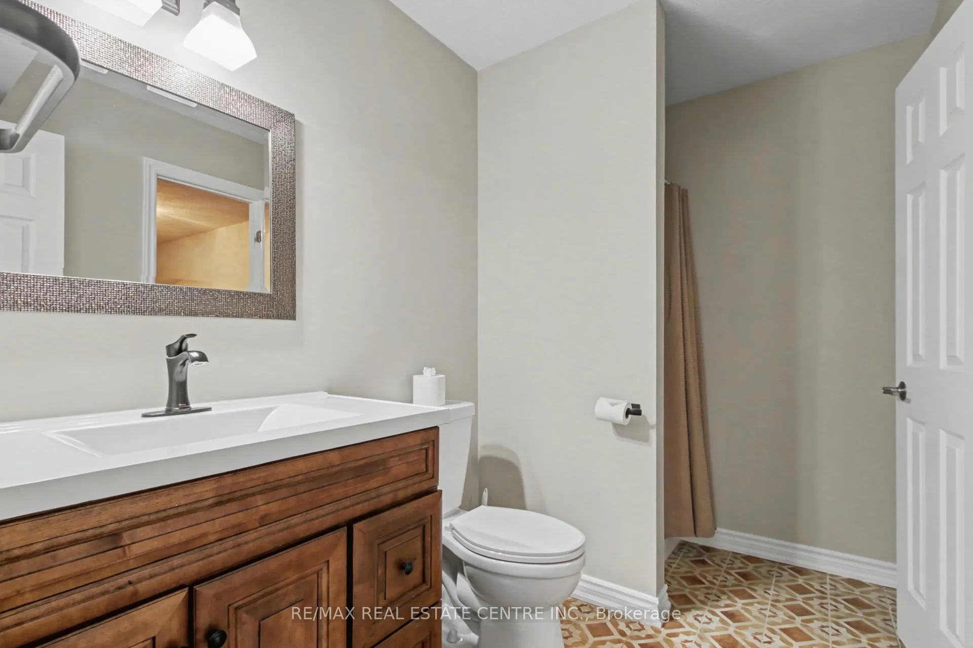Photo 21 of 115 Bernardi Crescent, Guelph/Eramosa, Rockwood — HOMEH