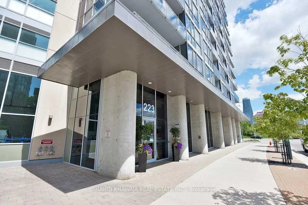 Photo 2 of Unit 3002, 223 Webb Drive, Mississauga, City Centre — HOMEH