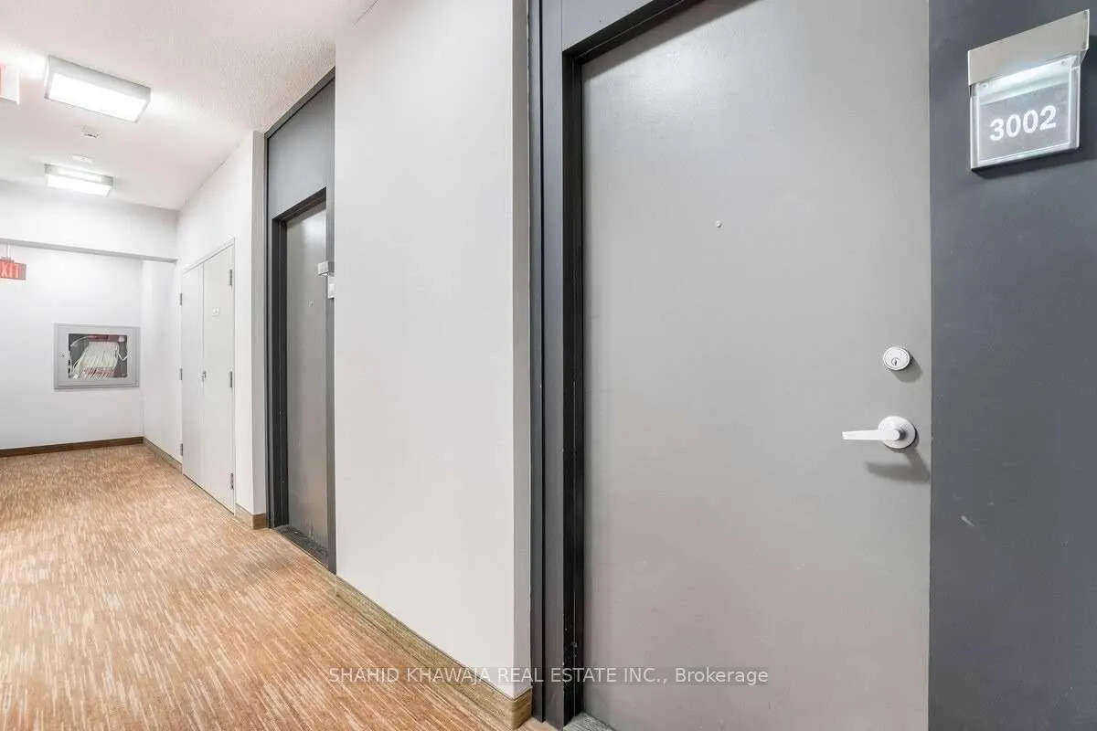 Photo 4 of Unit 3002, 223 Webb Drive, Mississauga, City Centre — HOMEH
