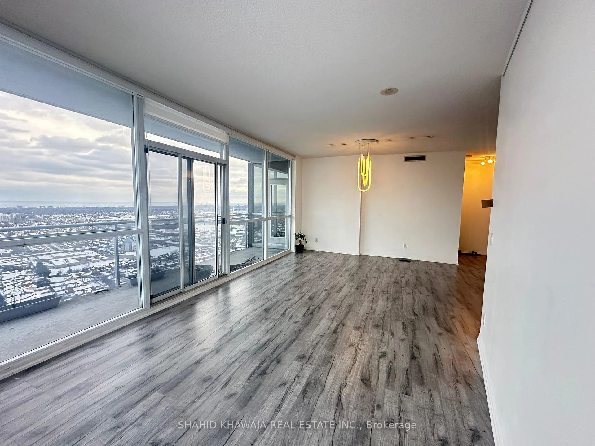 Photo 11 of Unit 3002, 223 Webb Drive, Mississauga, City Centre — HOMEH
