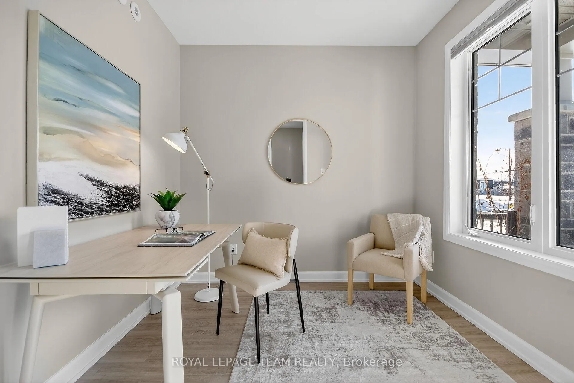 Photo 5 of 727 Coast Circle, Ottawa, Mahogany Community — HOMEH