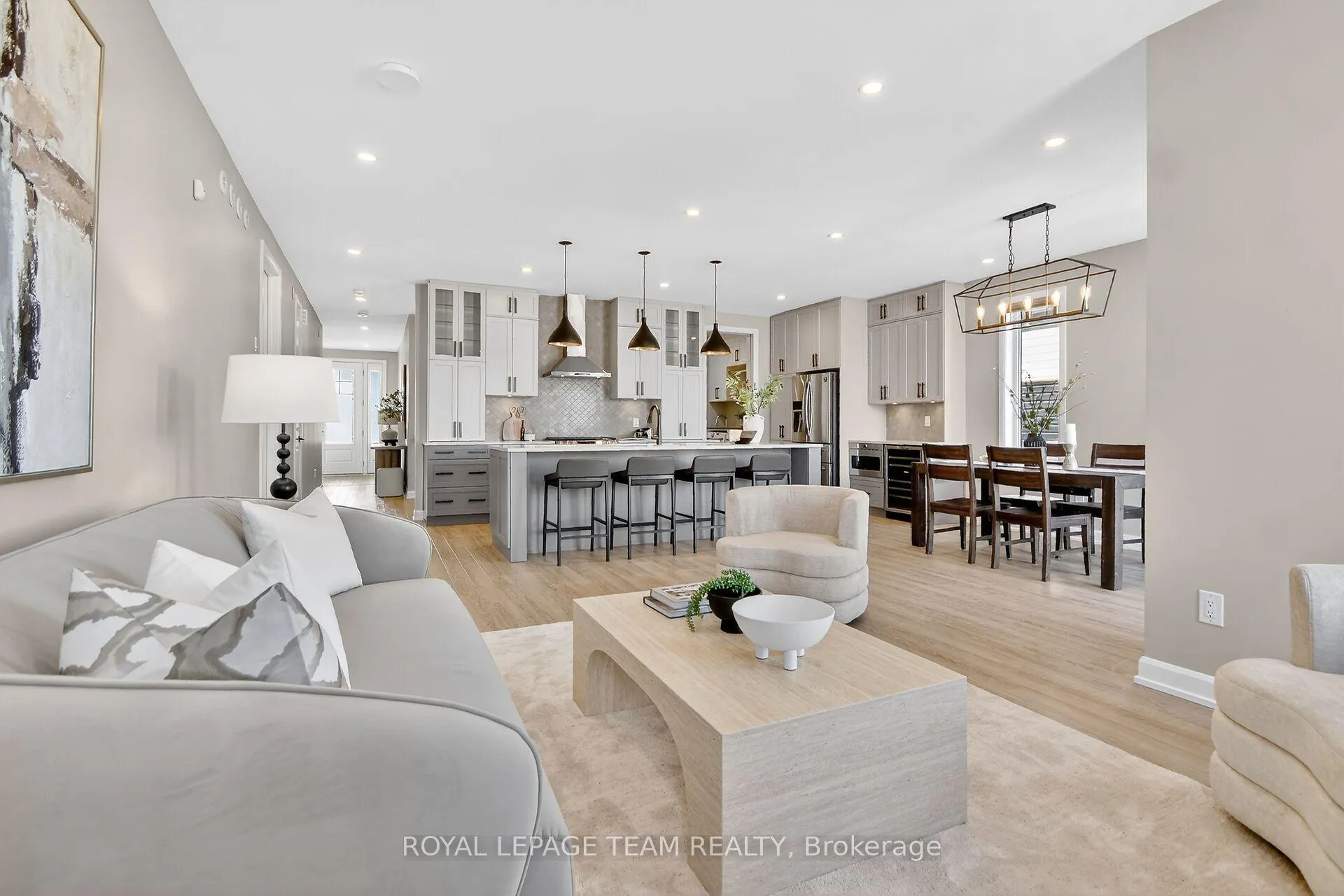 Photo 8 of 727 Coast Circle, Ottawa, Mahogany Community — HOMEH