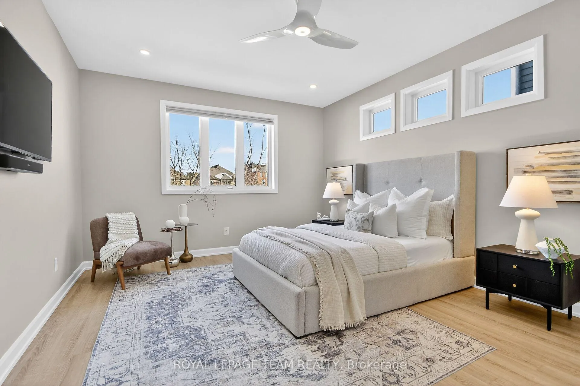 Photo 14 of 727 Coast Circle, Ottawa, Mahogany Community — HOMEH