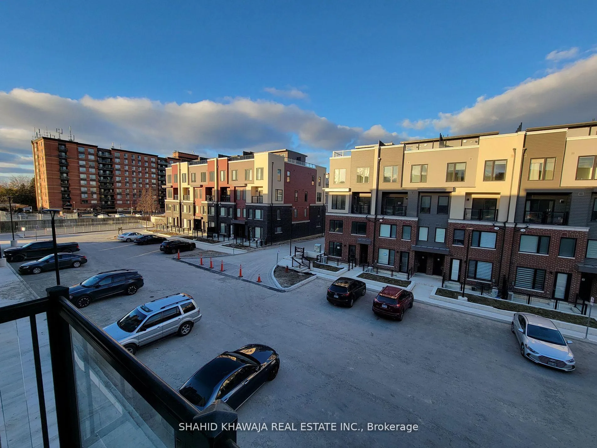 Photo 16 of Unit 304, 3401 Ridgeway Drive E, Mississauga, Erin Mills — HOMEH