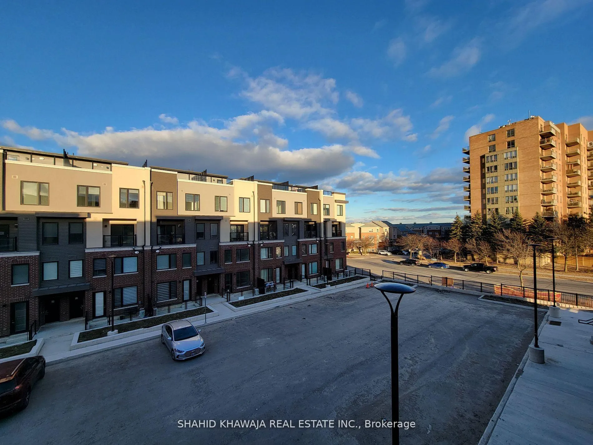 Photo 17 of Unit 304, 3401 Ridgeway Drive E, Mississauga, Erin Mills — HOMEH