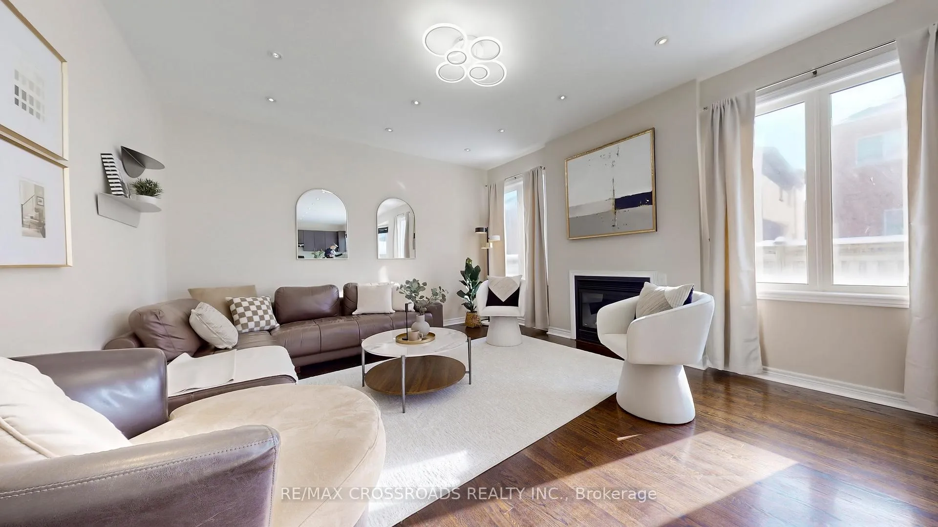 Photo 4 of 122 Destino Crescent, Vaughan, Vellore Village — HOMEH